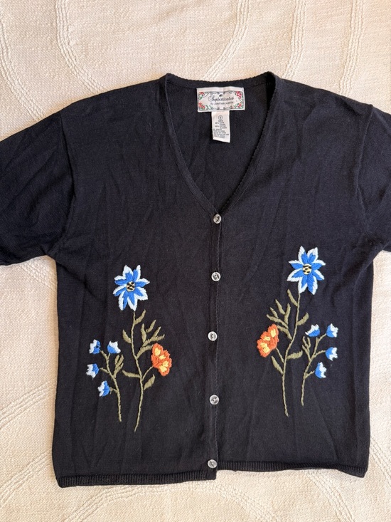 jonathan martin Tops - jonathan martin Black Floral Embroidered Button Cardigan